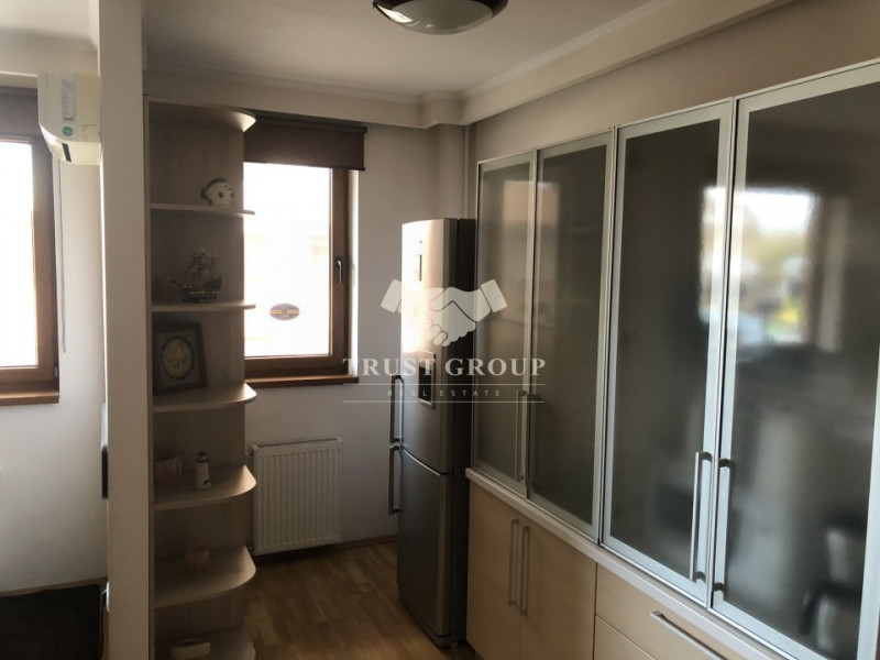 Apartament 3 camere Sisesti