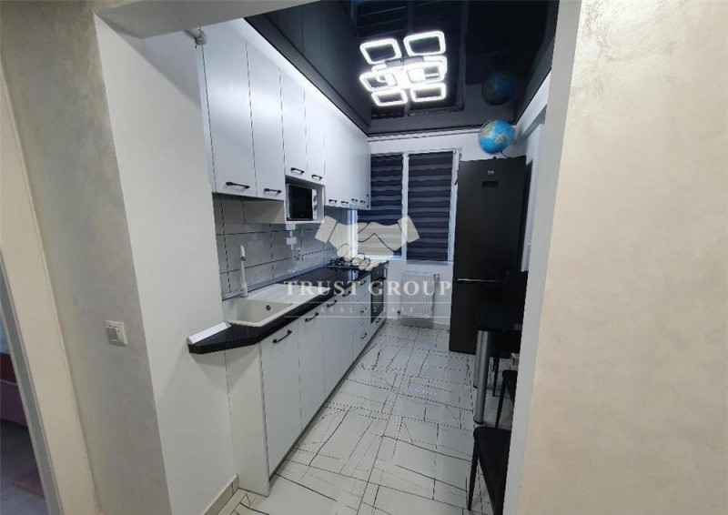 Apartament 3 camere 1 Mai