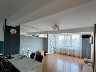 Apartament 3 camere Bucurestii Noi