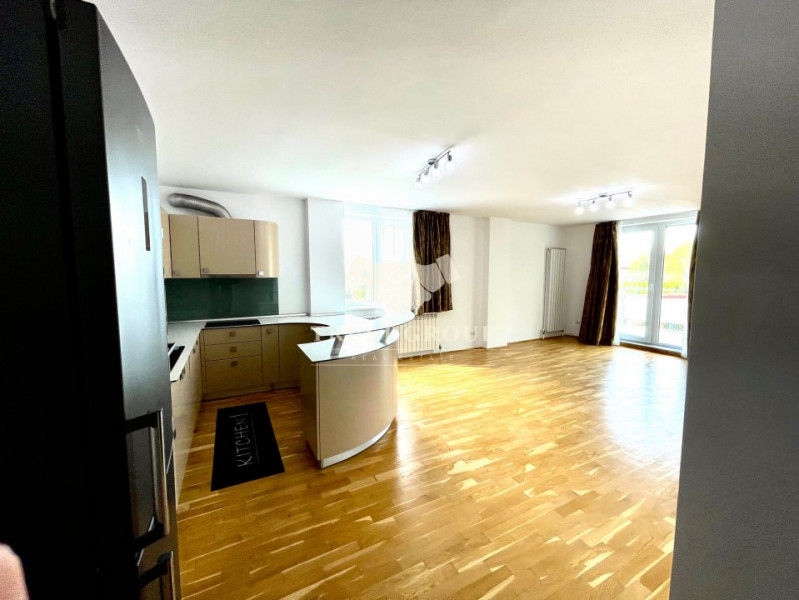 Vanzare apartament Sisesti 4 camere | 2 Garaje | Boxa depozitare