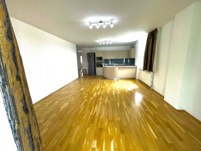 Vanzare apartament Sisesti 4 camere | 2 Garaje | Boxa depozitare