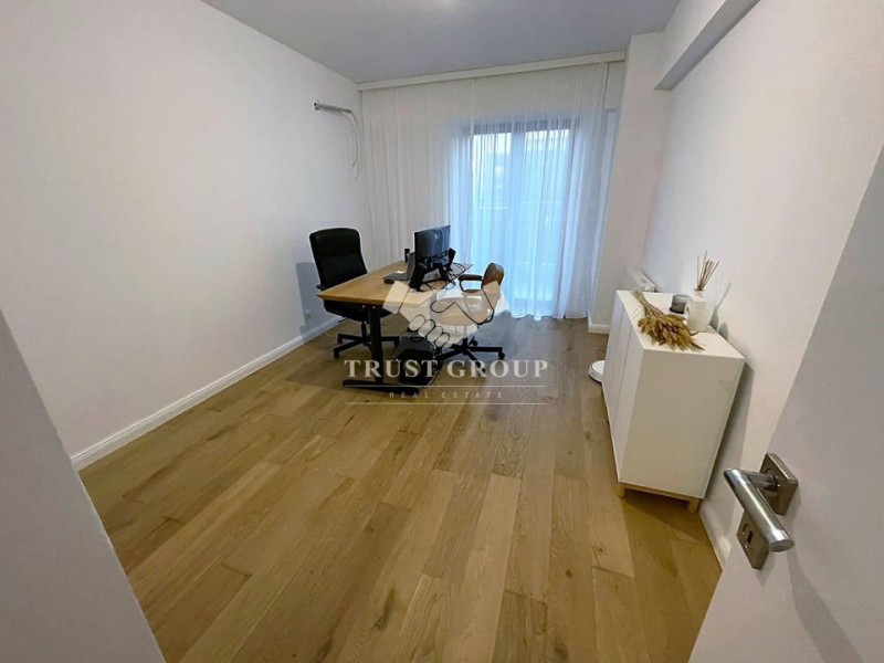 Penthouse 4 camere in Aviatiei