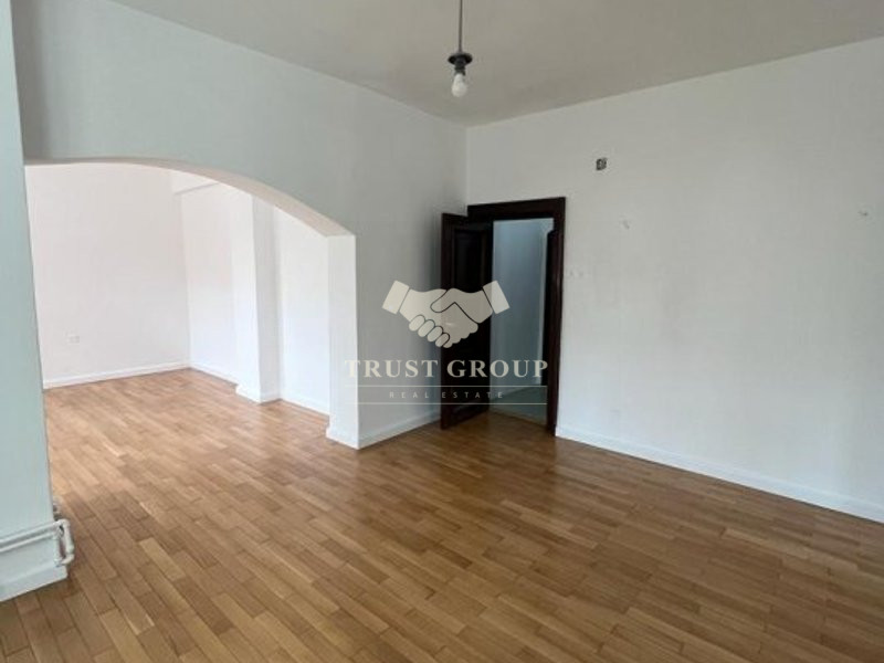 Apartament 3 camere in Eminescu