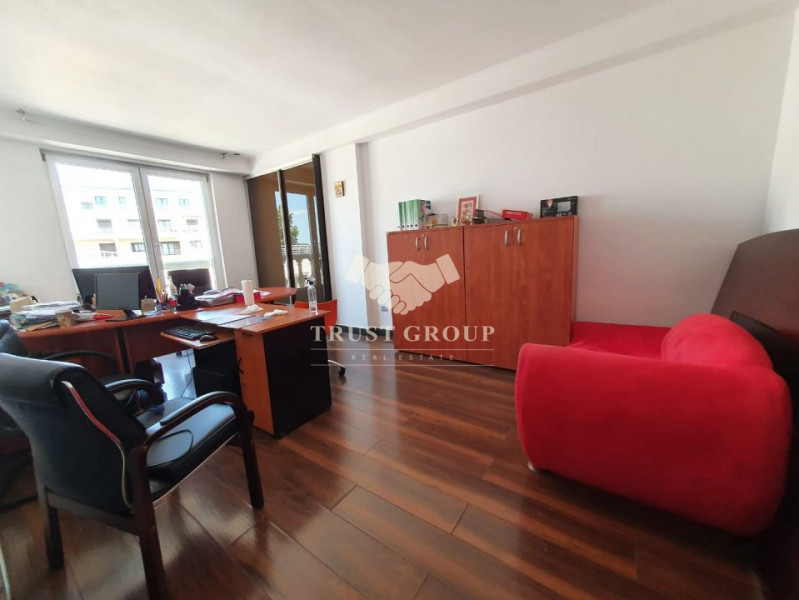 Apartament 4 camere + 3 locuri de parcare Herastrau