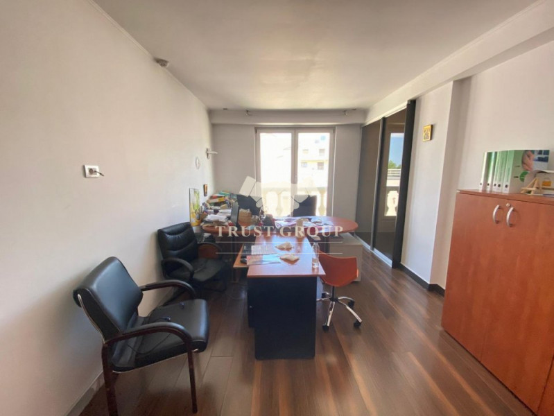 Apartament 4 camere + 3 locuri de parcare Herastrau