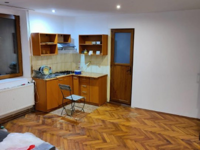 Apartament 2 camere in zona Piata Romana