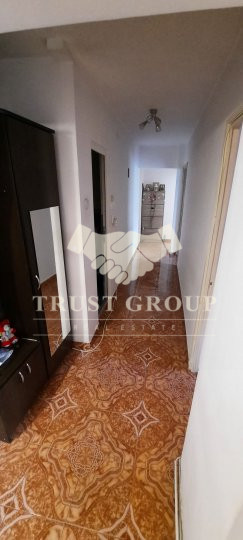 Apartament 4 camere in Universitate