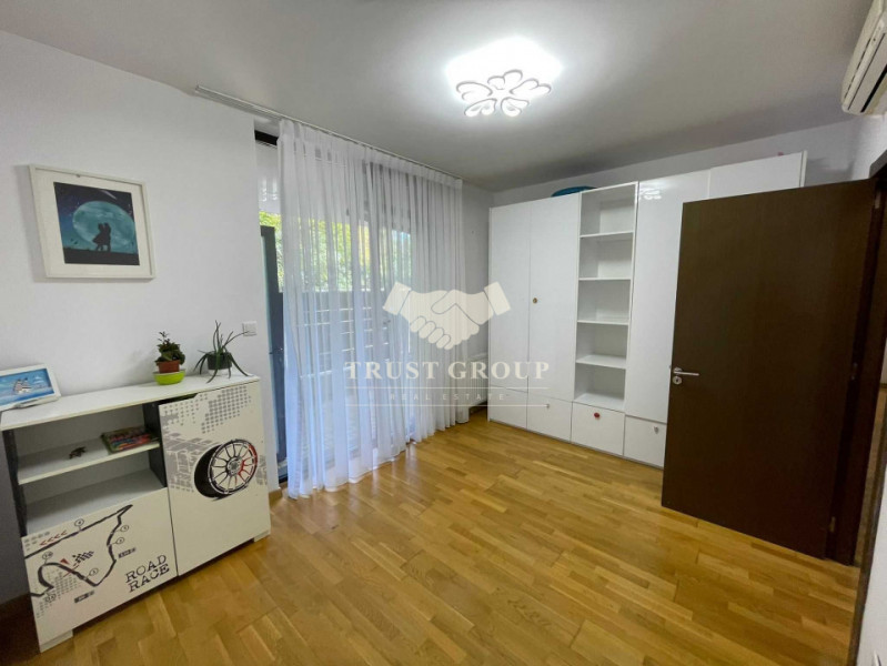 Apartament 3 camere + curte Baneasa