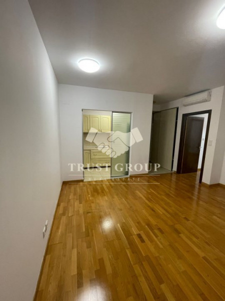 Apartament 3 camere + curte Baneasa