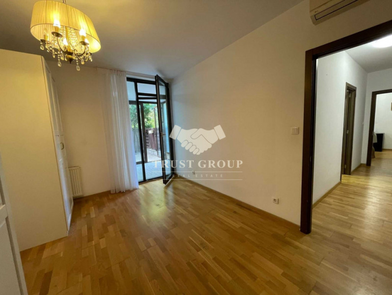 Apartament 3 camere + curte Baneasa