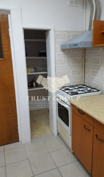 Apartament 2 camere Stefan cel Mare | posibilitate centrala | doua balcoane |