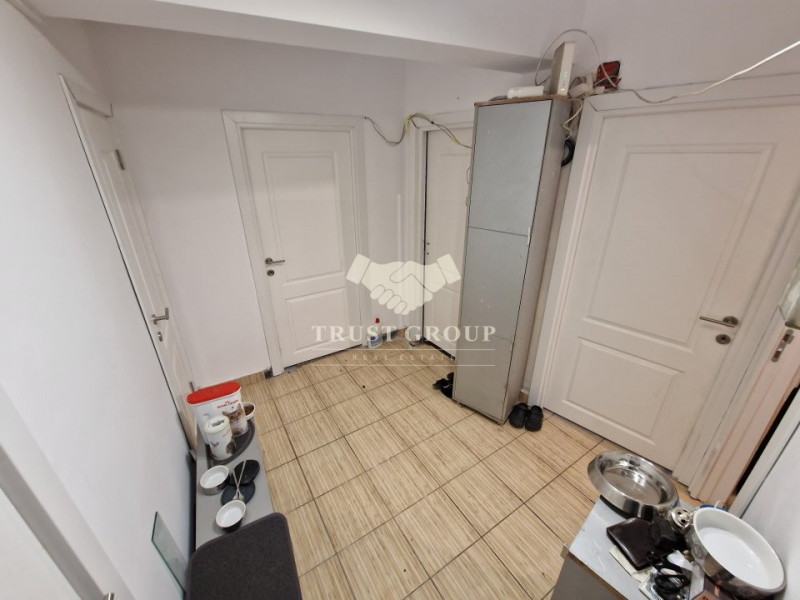 Apartament 3 camere P-ta Romana