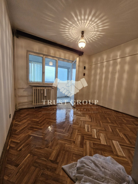 Apartament 4 camere Titulescu