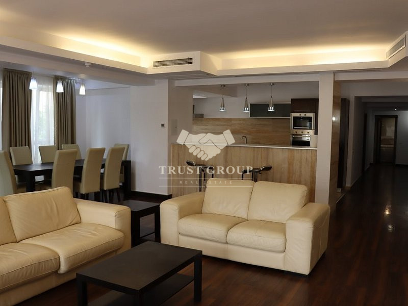 Apartament 4 Camere Herastrau