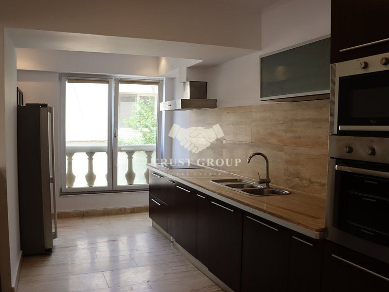 Apartament 4 Camere Herastrau