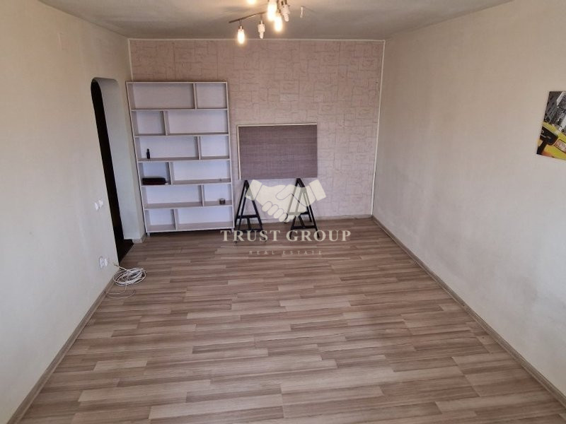 Apartament 3 camere Turda vedere pe spate