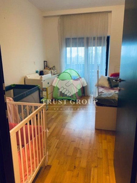 Apartament 3 camere Al. Privighetorilor | Loc de parcare | Boxa