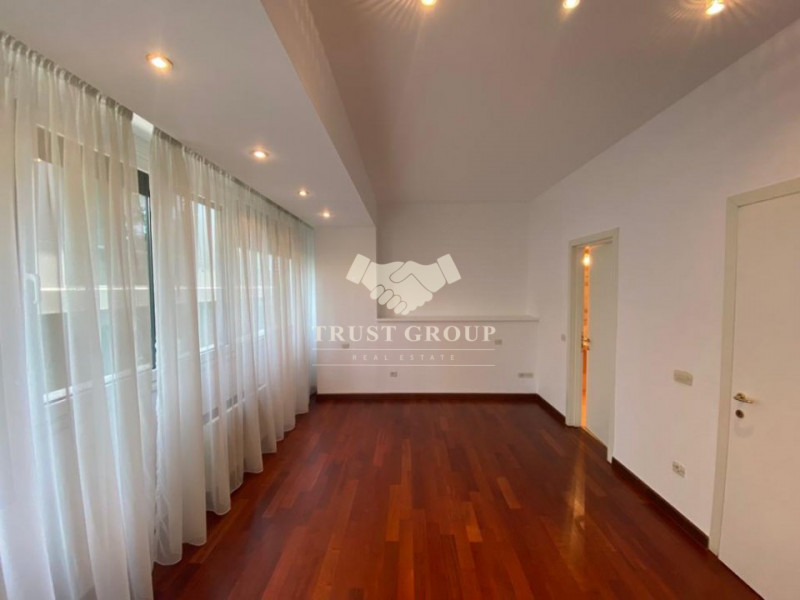 Apartament 3 camere+curte / Arcul de Triumf - Comision 0%