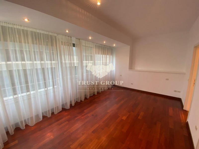 Apartament 3 camere+curte / Arcul de Triumf - Comision 0%