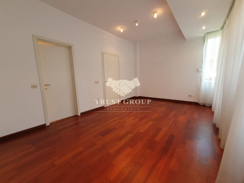 Apartament 3 camere+curte / Arcul de Triumf - Comision 0%