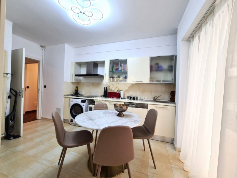 Apartament 4 camere Primaverii