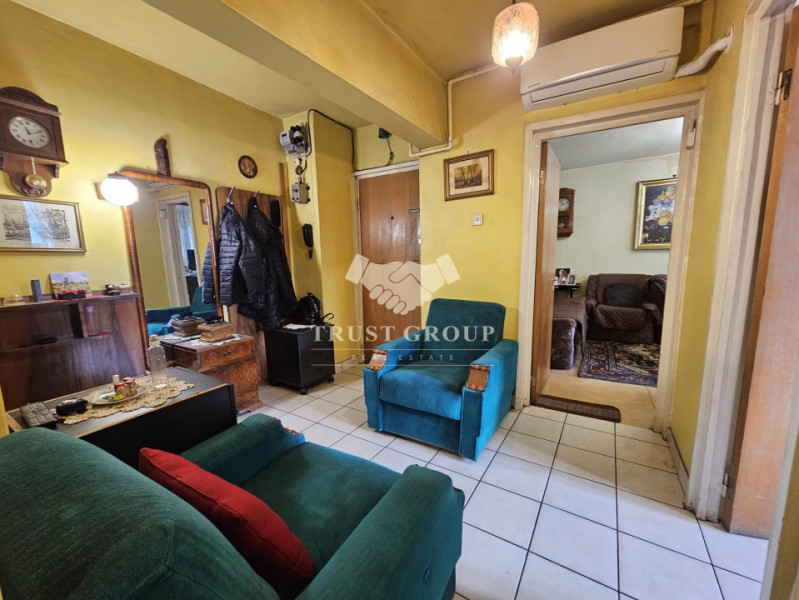 Apartament 4 camere Titulescu Centrala proprie