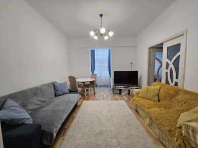 Apartament 3 camere Victoriei | renovat | boxa la subsol | parcare in curte