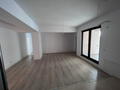 Apartament 3 camere Sisesti