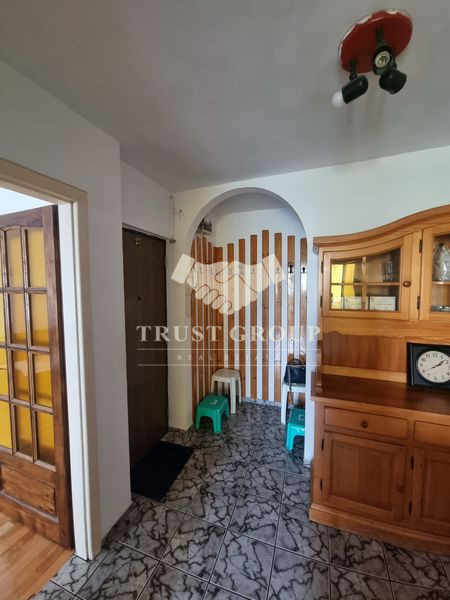 Apartament 3 camere Teiul Doamnei | decomandat | 1984 |