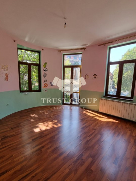 Apartament 4 camere + camera pod / Ultracentral /