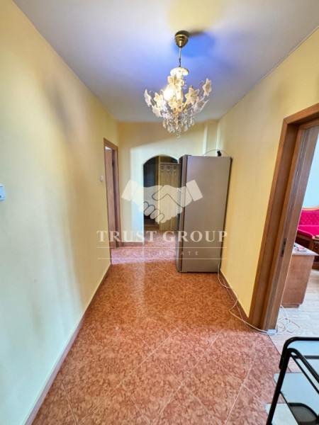 Apartament 3 camere Parcul Circului | 1990 | Centrala proprie 