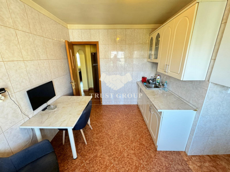 Apartament 3 camere Parcul Circului | 1990 | Centrala proprie 