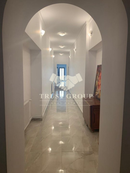 Apartament 4 camere in vila/Victoriei