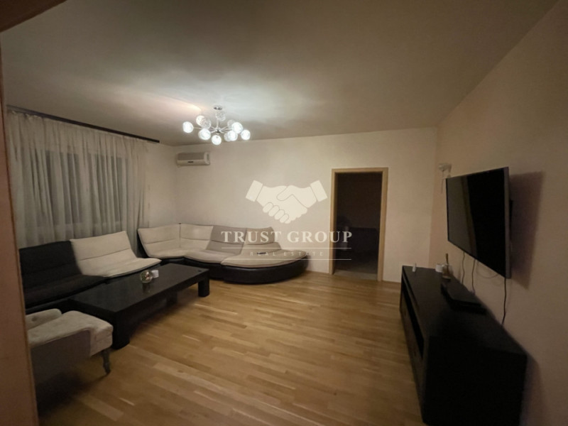 Apartament 4 camere Televiziune