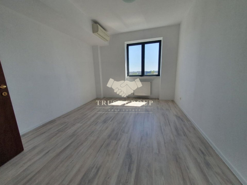 Apartament 4 Camere+ doua locuri parcare Parcul Circului