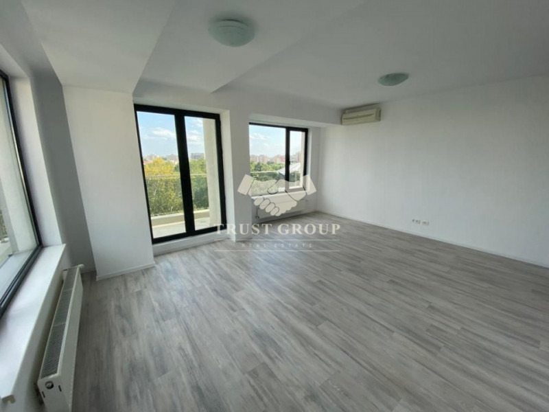 Apartament 4 Camere+ doua locuri parcare Parcul Circului