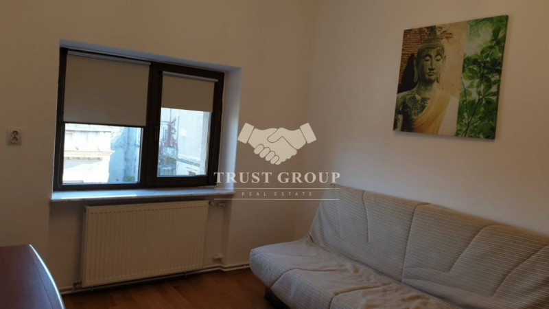 Apartament 3 camere in vila | Capitale | Curte comuna 