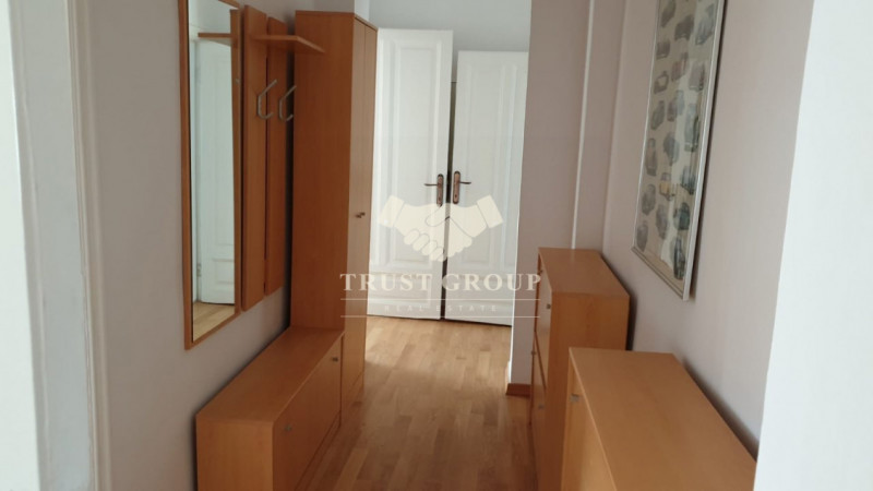 Apartament 3 camere in vila | Capitale | Curte comuna 