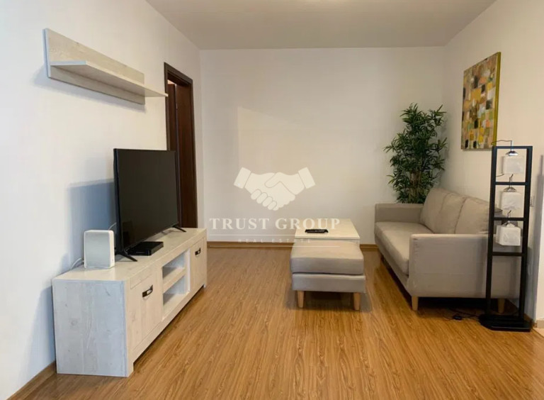 Apartament 2 camere P-ta Amzei | renovat | bloc reabilitat fara risc/urgenta