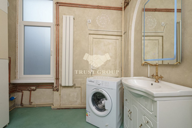 Apartament 4 camere Ultracentral | renovat complet