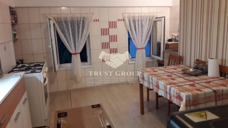 Duplex Universitate 6 camere | Boxa la demisol