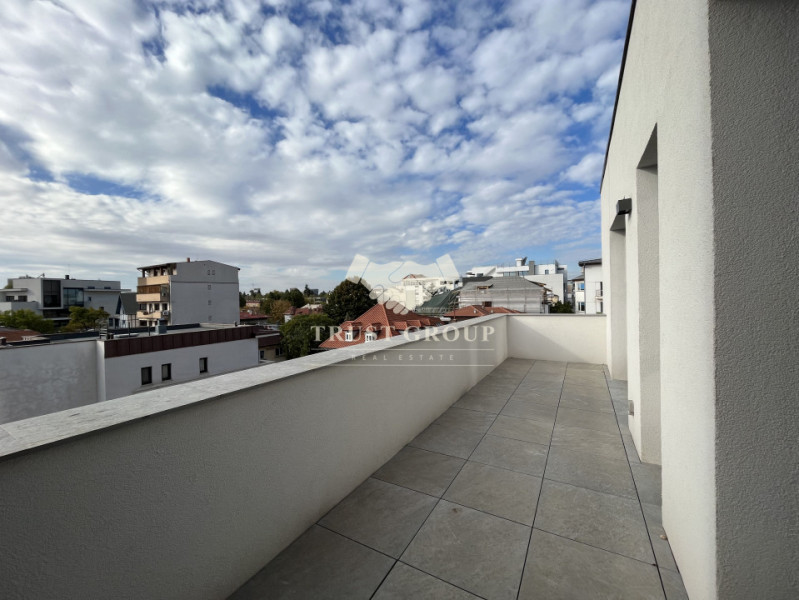 Penthouse 4 camere Lux - Aviatorilor | Loc de parcare