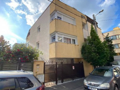 Casa individuala zona Floreasca | curte proprie | Garaj