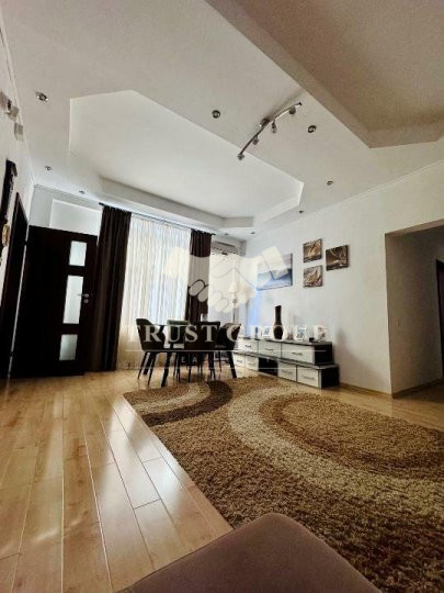 Doua apartamente in vila-Cotroceni