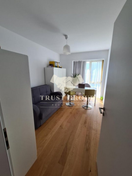 Apartament 3 camere lux + loc de parcare - Aviatiei