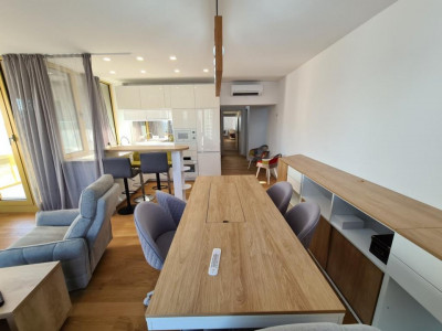 Apartament 3 camere lux + loc de parcare - Aviatiei