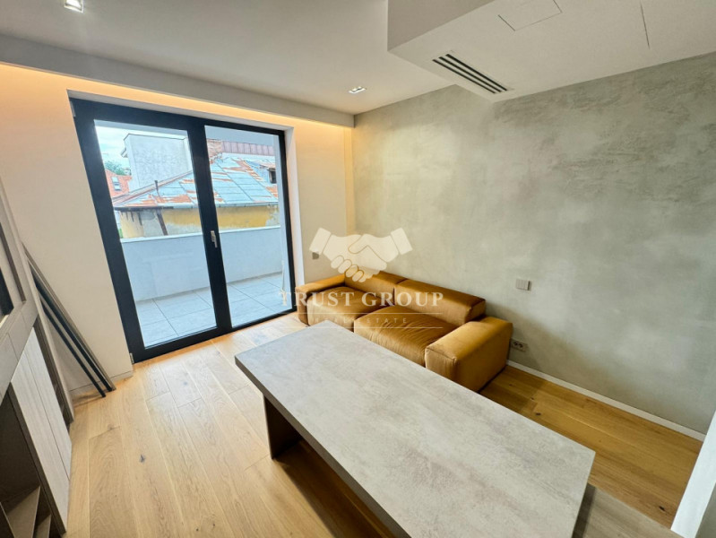 Apartament 4 camere Lux - Aviatorilor | Loc de parcare