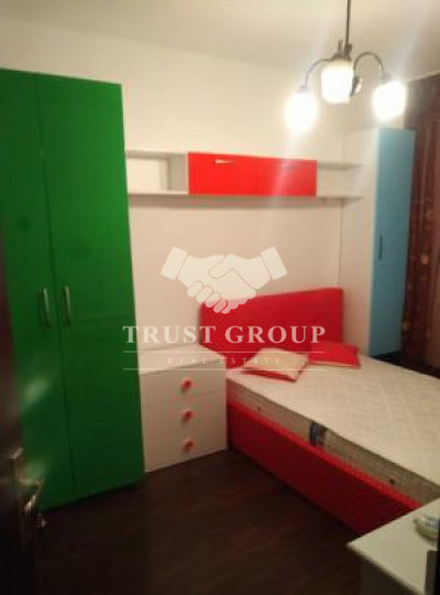 Apartament 3 camere 1 Mai 