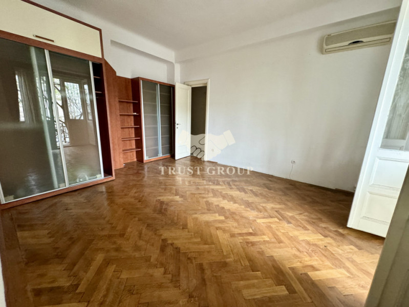 Apartament 4 camere Armeneasca | boxa la subsol