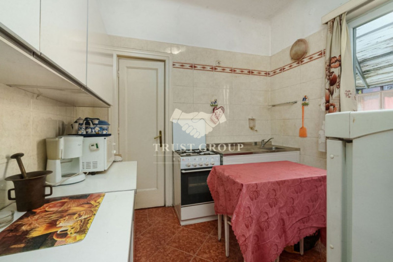 Doua apartamente in vila | Garaj | Arcul de Triumf